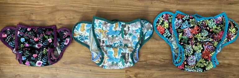 Do cloth diapers come in sizes?: photos and comparisons