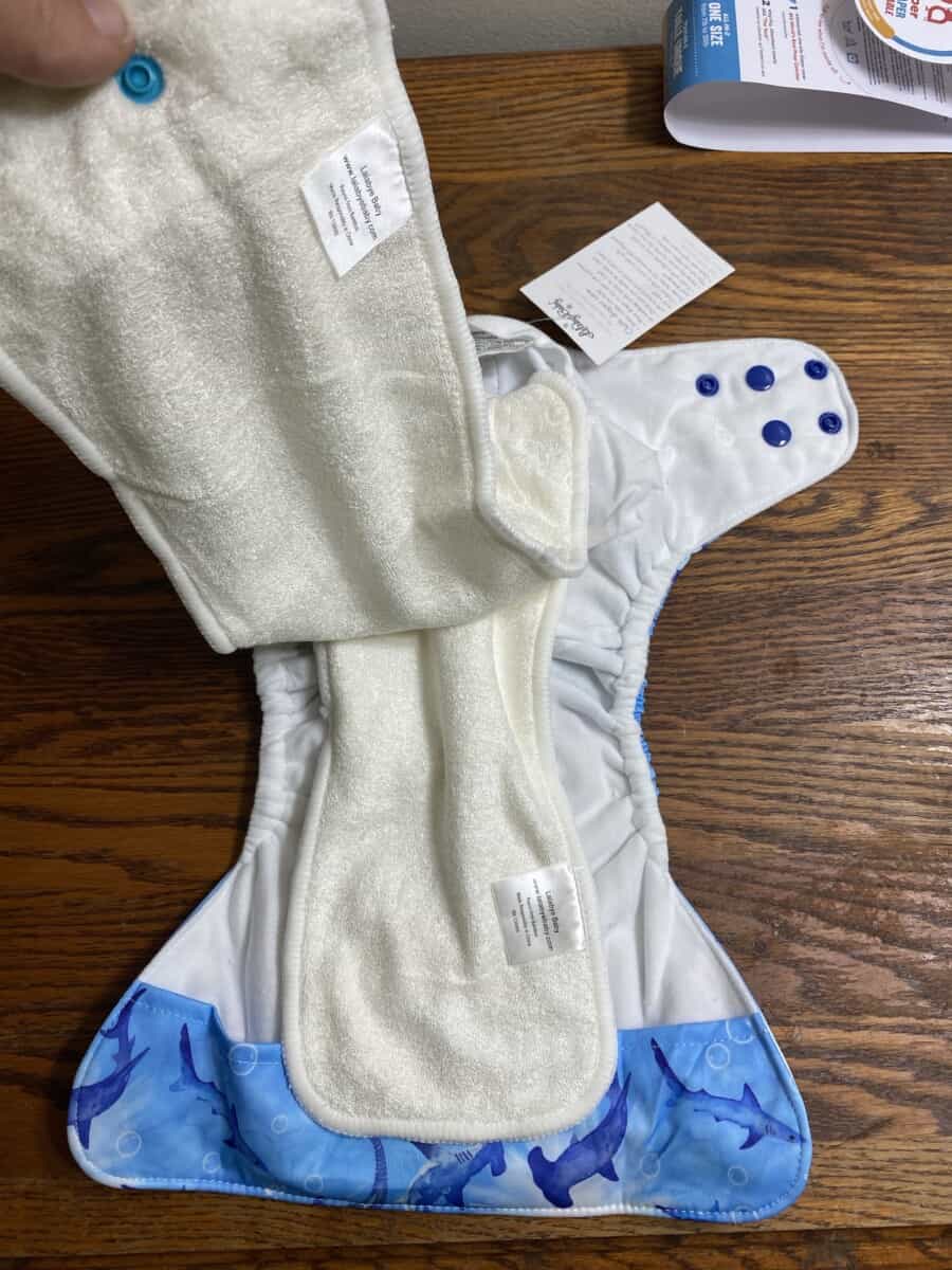 How long do cloth diapers last? When to change & when to throw away